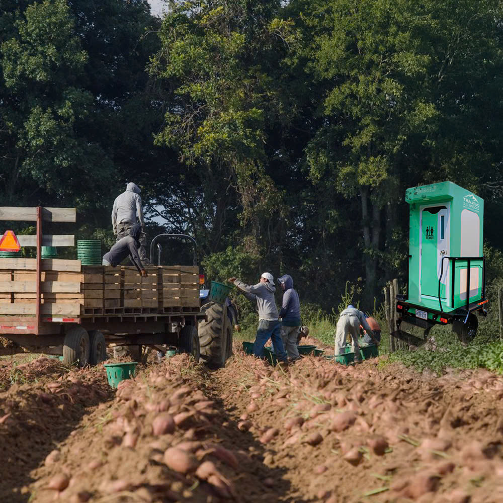 Mobile Oasis’s mobile restroom supports America’s agriculture industry