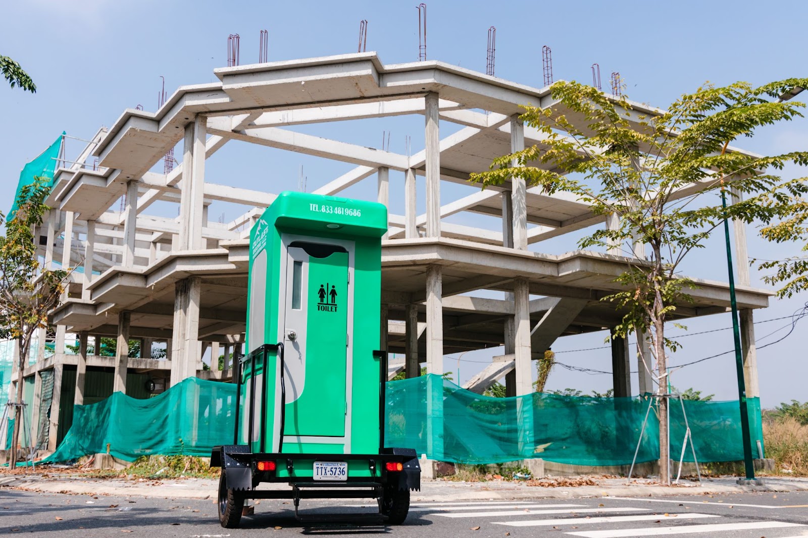 Eco model of Mobile Oasis's mobile restroom at a construction site